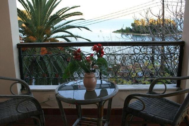Aegli Hotel Perama (Corfu) Quarto foto