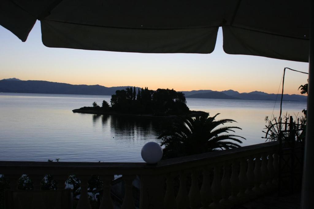 Aegli Hotel Perama (Corfu) Exterior foto